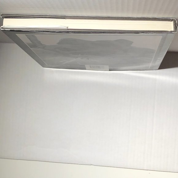 The Black Canoe: Bill Reid and the Spirit of Haida Gwaii Hardcover - Picture 3 of 16